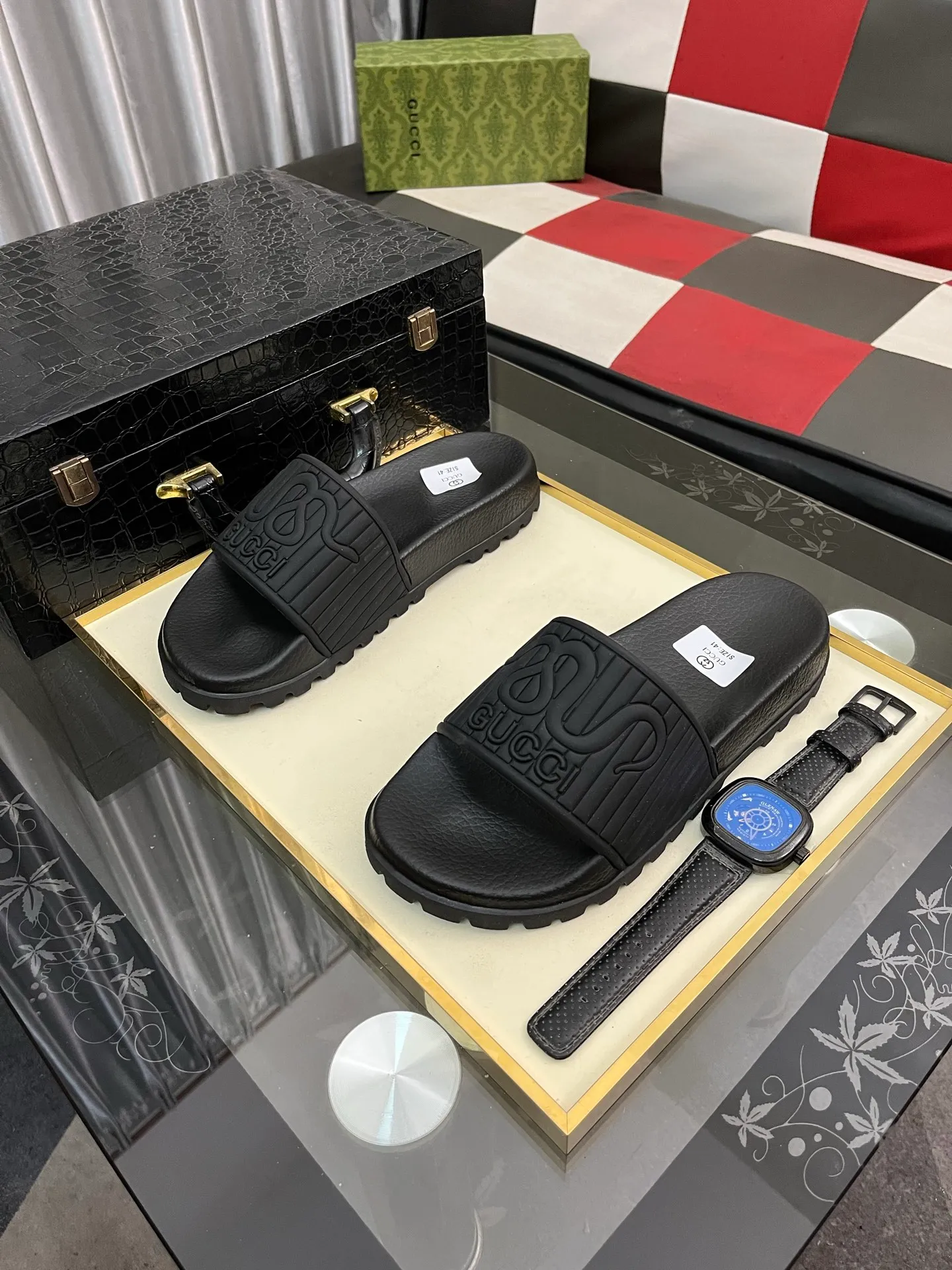 Men's men's shoes💰260⌚️⌚️ＧＵＣＣＩ.Gucci.Official website 1:1 popular slippers hot sale! Original original material 🩴 SIZE: 38-46 (45.46 non-refundable)